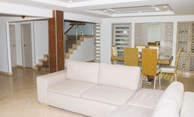 CASA AMPLIA REMODELADA EXCELENTE UBICACIÓN BARRIO MAMATOCO