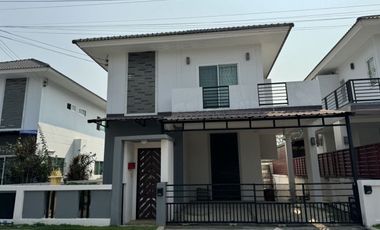 3 Bedroom House for sale at Eresma Villa