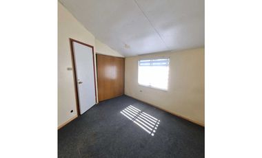 SE VENDE SITIO CON 2 CASAS PARA INVERSION.