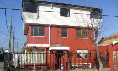 CASA CON LOCAL COMERCIAL SAN MARCOS TALCAHUANO