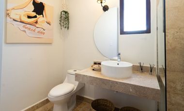 Casa en venta tipo TH en Carr. a Telchac Puerto