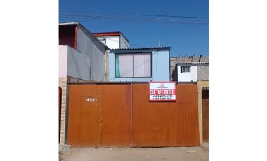Se Vende Casa en Villa Santa Rosa Alto Hospicio.
