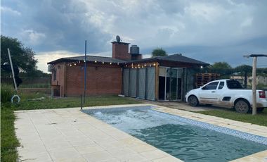 Un aplauso para el asador! Quincho con pileta en Tirol