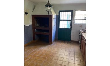 OPORTUNIDAD DE INVERSION CASA EN PARQUE LURO- OLAZABAL 64 A/C