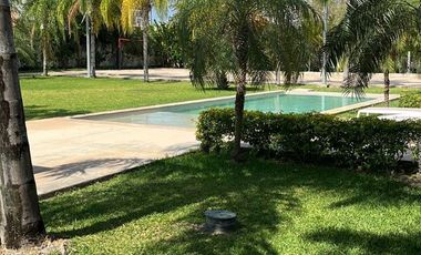 | Increible casa semiamueblada, en renta. |