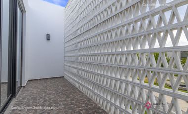 Casa de lujo en venta cerca de Olivos a 5 minutos del Tec con alberca San Acasio