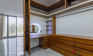 Casa de lujo en venta cerca de Olivos a 5 minutos del Tec con alberca San Acasio