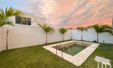 Venta casa en Conkal en zona residencial con precio de preventa ITZAR Yucatan
