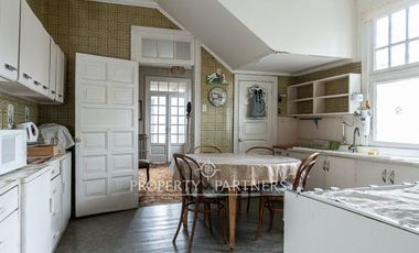 Hermosa Casa tipo Chalet, ideal uso comercial Punta Arenas