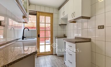 Venta casa excelentes condiciones en condominio sector Norte