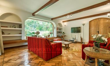 Casa en venta La Reina, pasaje cerrado