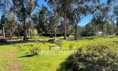 Algarrobo, Maravillosa Parcela con 2 Casas.