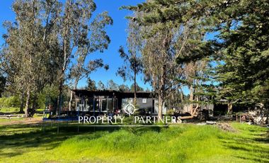 Algarrobo, Maravillosa Parcela con 2 Casas.