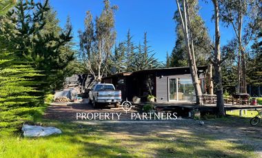 Algarrobo, Maravillosa Parcela con 2 Casas.
