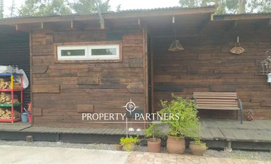 Algarrobo, Maravillosa Parcela con 2 Casas.