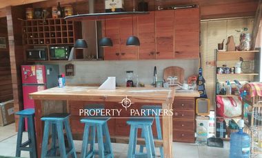 Algarrobo, Maravillosa Parcela con 2 Casas.