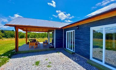 Casa en Panguipulli en Parcela  a solo 5 minutos del Centro de Panguipulli. Venta con Hipotecario- Contado