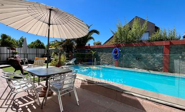 Casa con piscina en Lomas de San Andrés