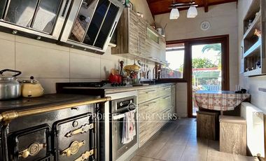 Casa con piscina en Lomas de San Andrés