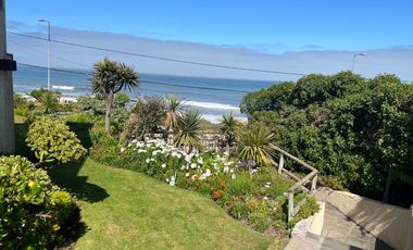 Casa primera linea con vista la mar