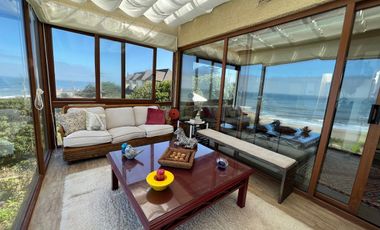 Casa primera linea con vista la mar