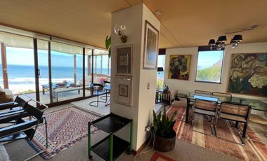 Casa primera linea con vista la mar