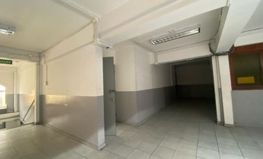 Arriendo Local Comercial pleno centro de la ciudad, ideal para inversionistas