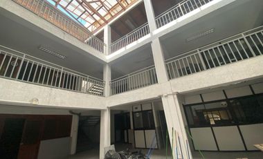 Arriendo Local Comercial pleno centro de la ciudad, ideal para inversionistas