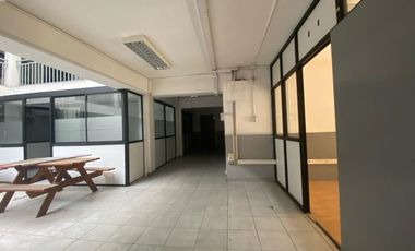 Arriendo Local Comercial pleno centro de la ciudad, ideal para inversionistas