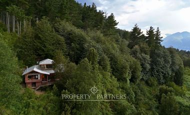 Casa refugio con increíbles vistas al lago Riñihue