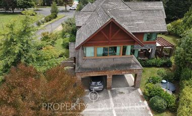 Gran Casa en Condominio la Puntilla