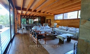 Espectacular casa a orillas del Lago Panguipulli