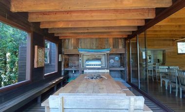 Espectacular casa a orillas del Lago Panguipulli
