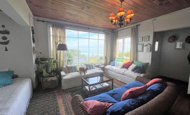 Casa sector tradicional con vista al mar