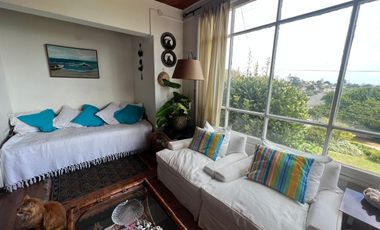 Casa sector tradicional con vista al mar