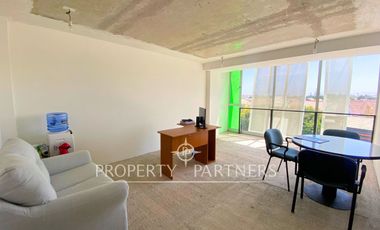 Oficina de 58m2 en consolidado Edificio Portal Las Higueras