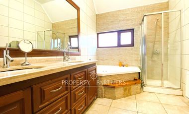 Casa con amplio terreno en El Venado