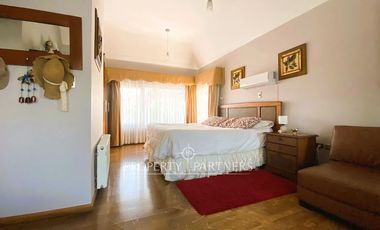 Casa con amplio terreno en El Venado