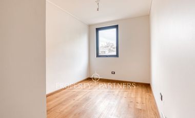 Moderno Townhouse con terraza cercano a Metro Santa Isabel en barrio Italia.