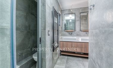 Moderno Townhouse con terraza cercano a Metro Santa Isabel en barrio Italia.