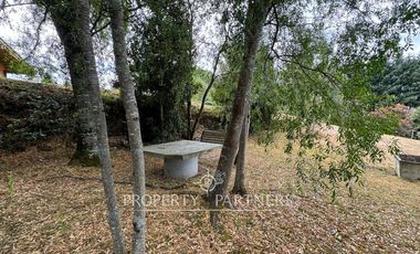 Quincho a orilla de río