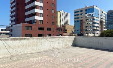 Amplia casa ideal para uso comercial