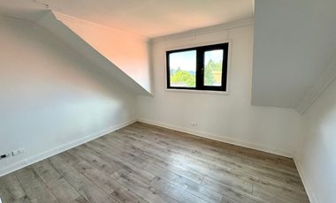 Cautivadora residencia en Mirador del Valle