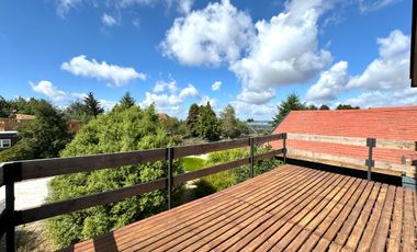 Cautivadora residencia en Mirador del Valle