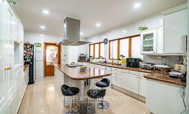 Espectacular casa ubicada en el Rosario de Peñuelas