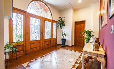 Espectacular casa ubicada en el Rosario de Peñuelas