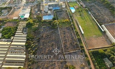 Terreno en arriendo de 5000m2,  a pasos de Av. Guillermo Ulriksen