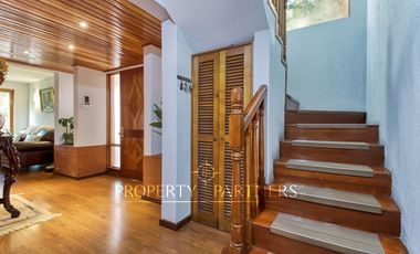 Hermosa y amplia casa con excelente ubicación