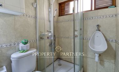 Hermosa y amplia casa con excelente ubicación