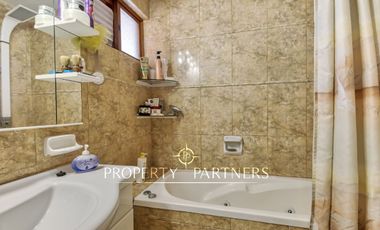 Hermosa y amplia casa con excelente ubicación